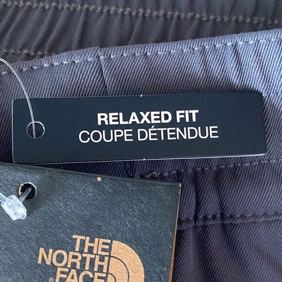 The North Face Gray Relaxed Fit Standard Wide Leg Pants. NWT! Size 10 - Picture 15 of 15